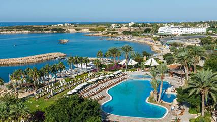 Hotel Coral Beach & Resort