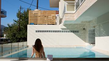 Hotel Grand Theoni